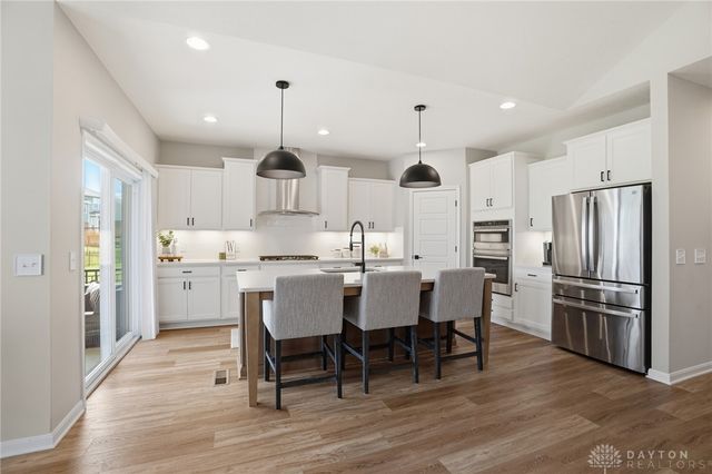 578 Twilight Lane, Sugarcreek Twp, OH 45440