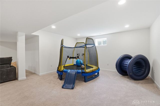 578 Twilight Lane, Sugarcreek Twp, OH 45440