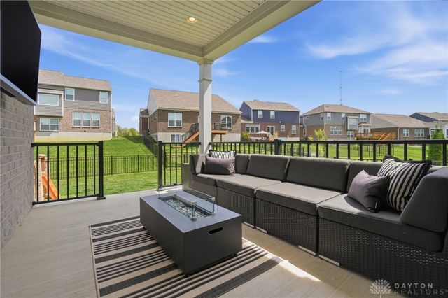 578 Twilight Lane, Sugarcreek Twp, OH 45440