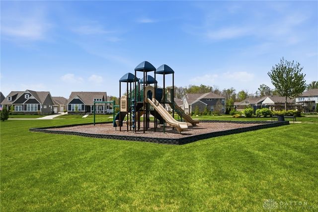 578 Twilight Lane, Sugarcreek Twp, OH 45440