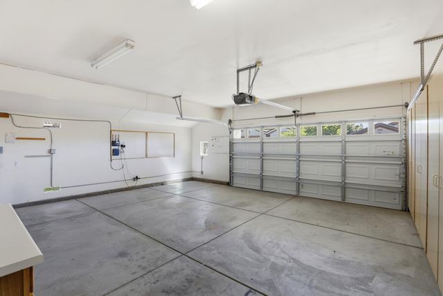 1160 Greenwood Ct, Lincoln, CA 95648