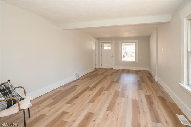 2408 21st Street NE, Canton, OH 44705