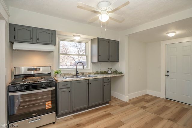 2408 21st Street NE, Canton, OH 44705