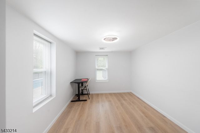 17 Carr Ln, Roxbury Twp., NJ 07885