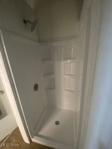 455 E 200th Street C, Euclid, OH 44119