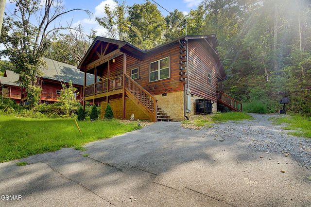 1636 Eagle Springs Road, Sevierville, TN 37876