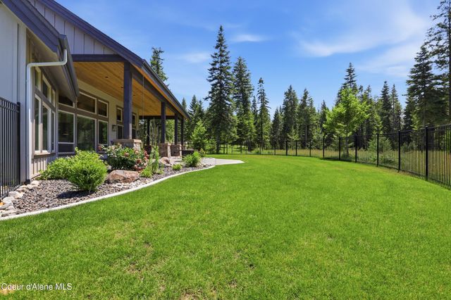 2117 E Amulet Cir, Rathdrum, ID 83858