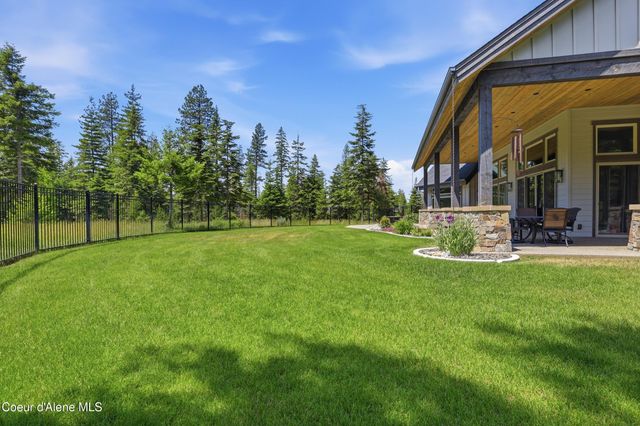 2117 E Amulet Cir, Rathdrum, ID 83858
