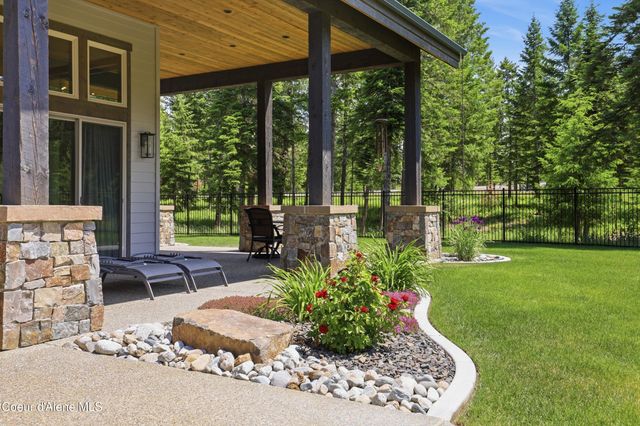 2117 E Amulet Cir, Rathdrum, ID 83858