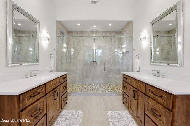 2117 E Amulet Cir, Rathdrum, ID 83858
