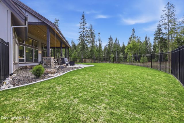 2117 E Amulet Cir, Rathdrum, ID 83858