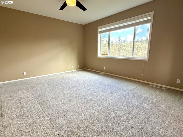 1216 Se 47TH St, Hillsboro, OR 97123