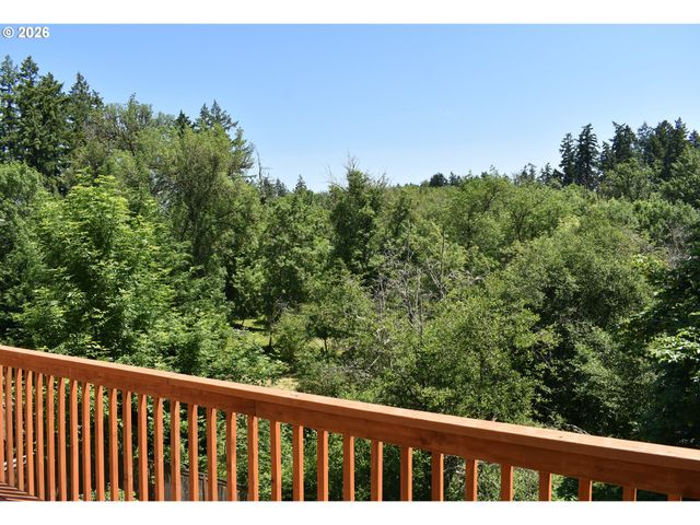 1216 Se 47TH St, Hillsboro, OR 97123