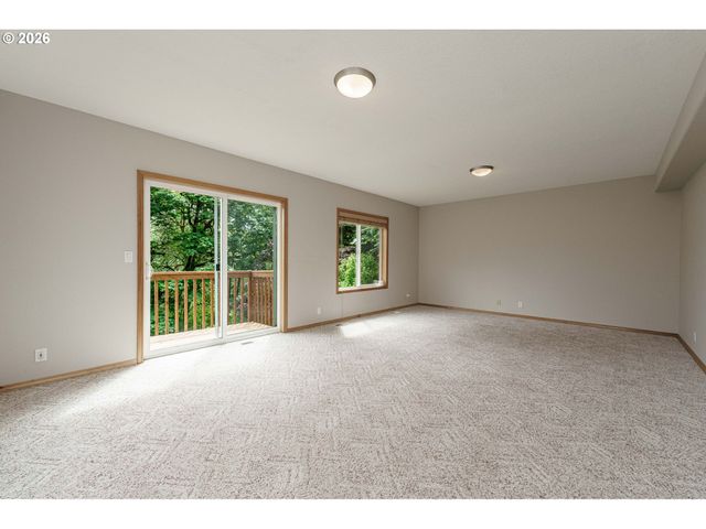 1216 Se 47TH St, Hillsboro, OR 97123