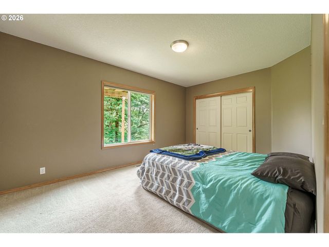 1216 Se 47TH St, Hillsboro, OR 97123