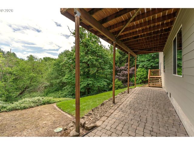 1216 Se 47TH St, Hillsboro, OR 97123