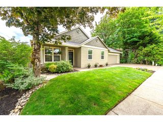 1216 Se 47TH St, Hillsboro, OR 97123