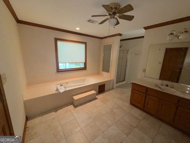 5030 West Shore Drive SW, Conyers, GA 30094