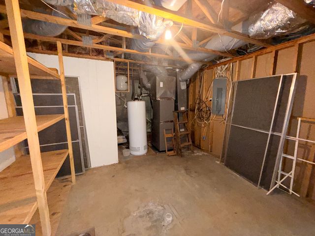 5030 West Shore Drive SW, Conyers, GA 30094