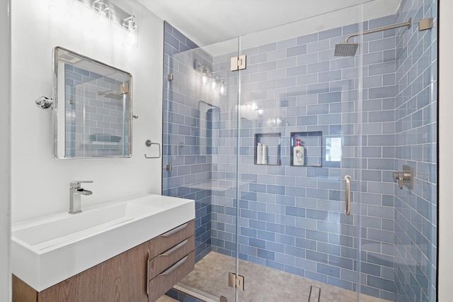 477 Lassen Street 6, Los Altos, CA 94022