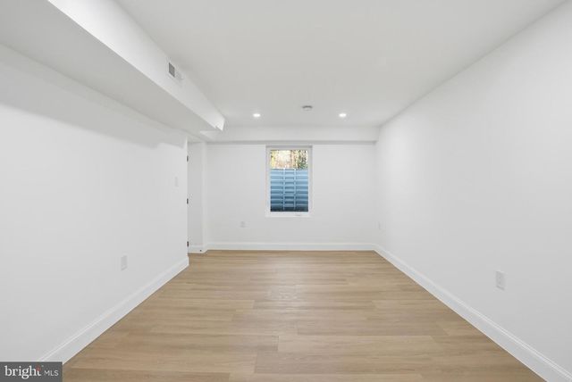 10704 HOWERTON AVE, Fairfax, VA 22030