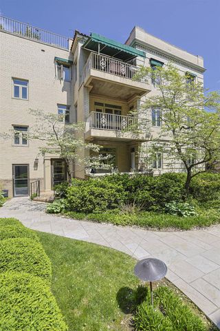 2378 Madison Road, Cincinnati, OH 45208