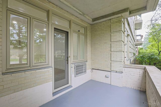 2378 Madison Road, Cincinnati, OH 45208