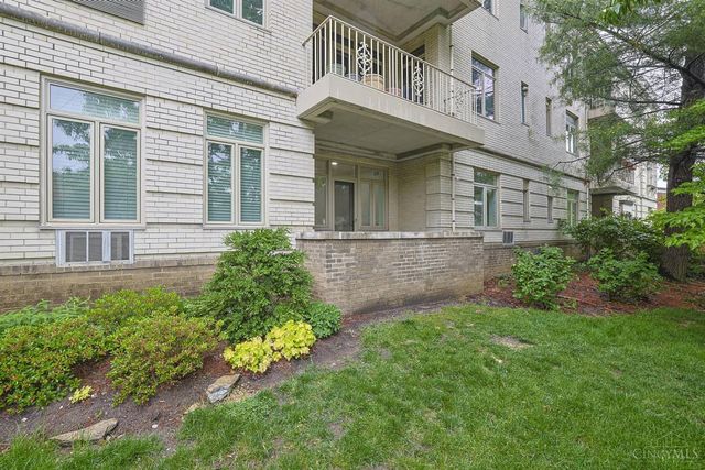 2378 Madison Road, Cincinnati, OH 45208