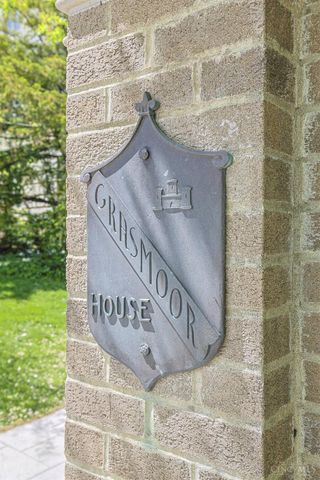 2378 Madison Road, Cincinnati, OH 45208