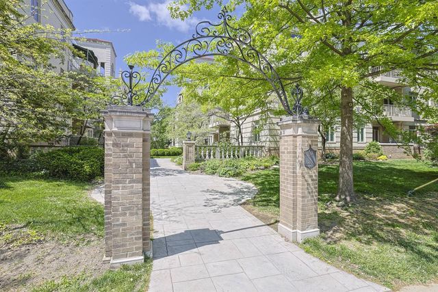 2378 Madison Road, Cincinnati, OH 45208