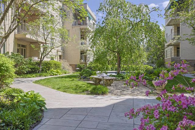 2378 Madison Road, Cincinnati, OH 45208