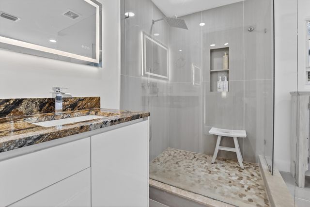 605 SW 6th Avenue, Fort Lauderdale, FL 33315