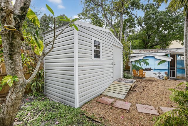 605 SW 6th Avenue, Fort Lauderdale, FL 33315