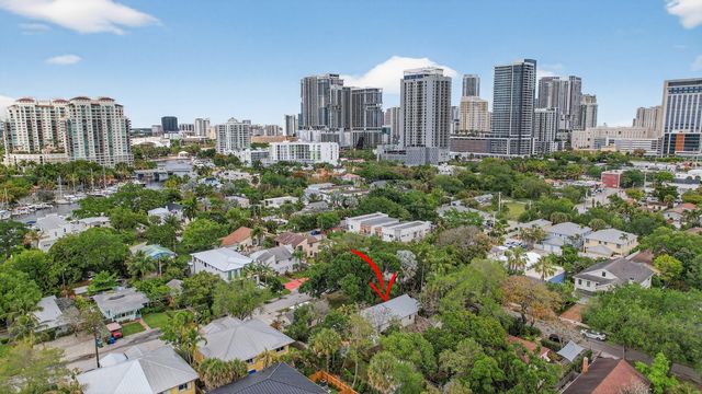 605 SW 6th Avenue, Fort Lauderdale, FL 33315