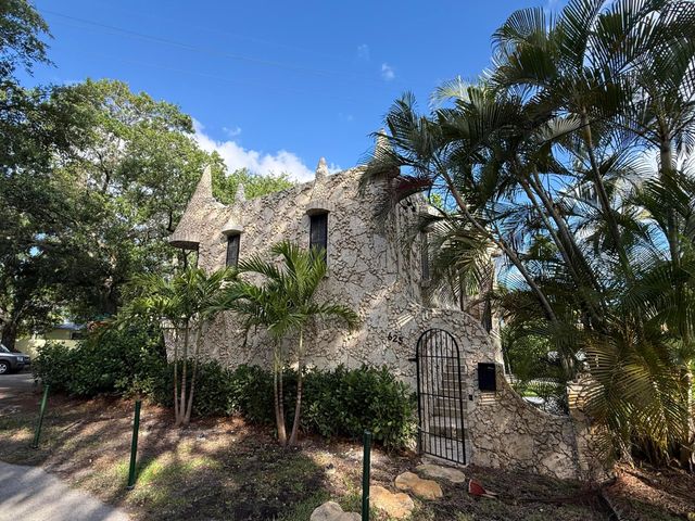 605 SW 6th Avenue, Fort Lauderdale, FL 33315