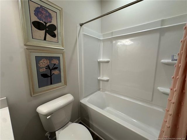 165 Courtside Drive, Dunn, NC 28334