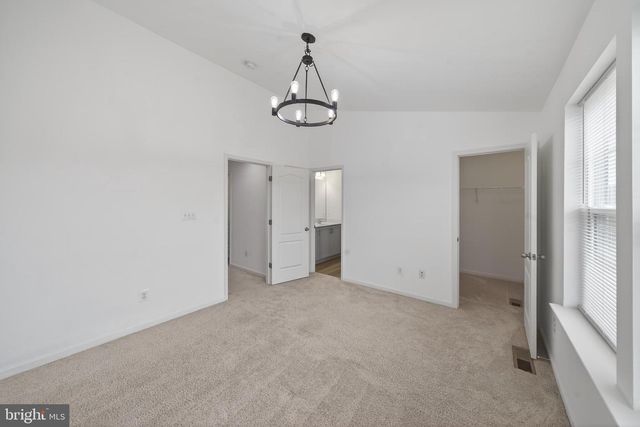 18 NEEDLE CT, Bunker Hill, WV 25413