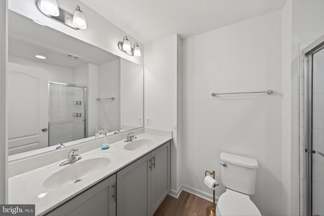 18 NEEDLE CT, Bunker Hill, WV 25413