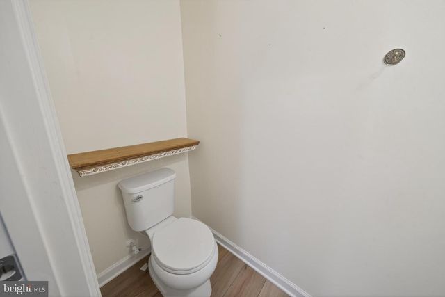 18 NEEDLE CT, Bunker Hill, WV 25413