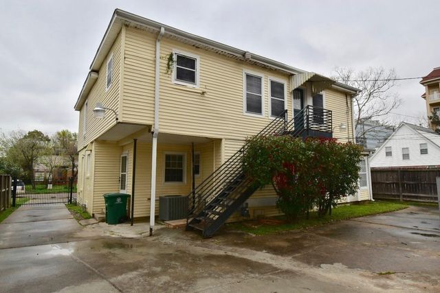 2215 Dorrington Street, Houston, TX 77030
