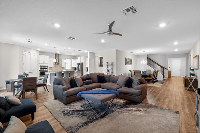 19263 BRIARBROOK DRIVE, Tampa, FL 33647