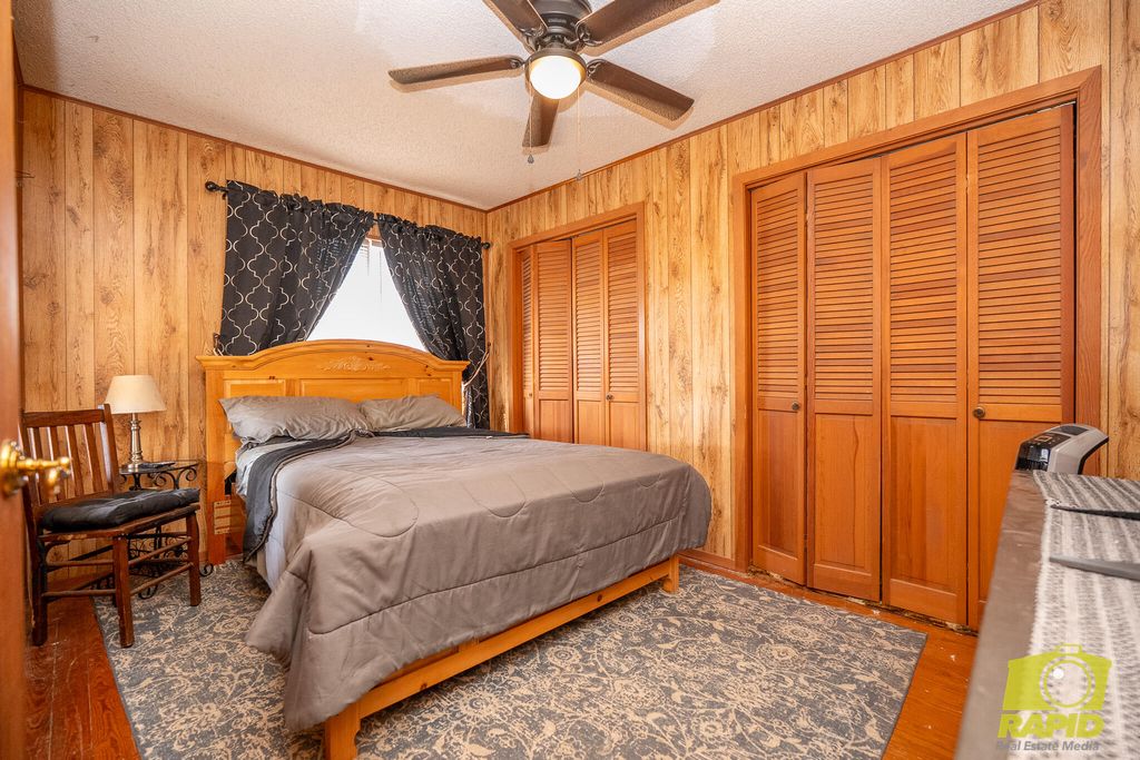 Image 11 of property listing at 425 Highland Park Park, Robert Lee, TX 76945