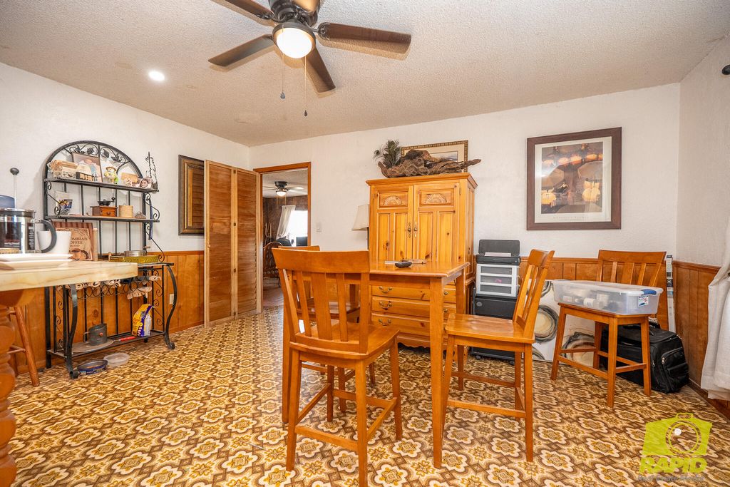 Image 16 of property listing at 425 Highland Park Park, Robert Lee, TX 76945