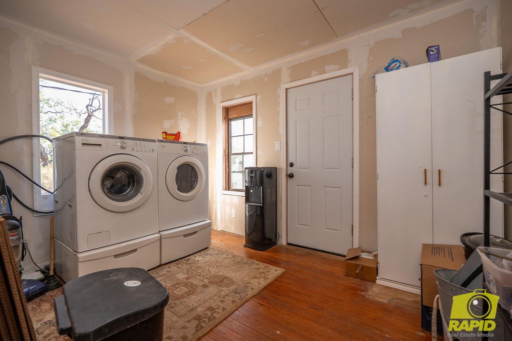 Image 20 of property listing at 425 Highland Park Park, Robert Lee, TX 76945