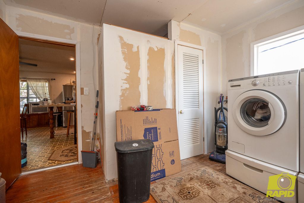 Image 21 of property listing at 425 Highland Park Park, Robert Lee, TX 76945