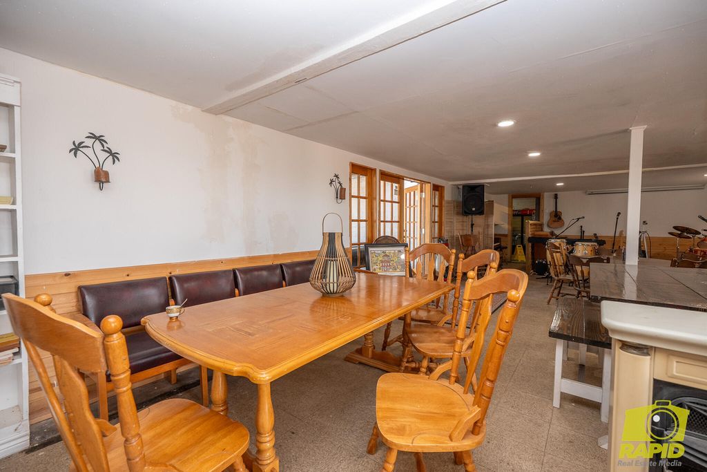 Image 36 of property listing at 425 Highland Park Park, Robert Lee, TX 76945