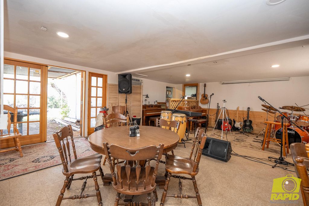 Image 65 of property listing at 425 Highland Park Park, Robert Lee, TX 76945