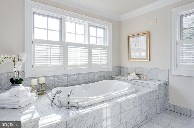 621 GREAT SPRINGS ROAD, Bryn Mawr, PA 19010