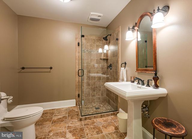 621 GREAT SPRINGS ROAD, Bryn Mawr, PA 19010