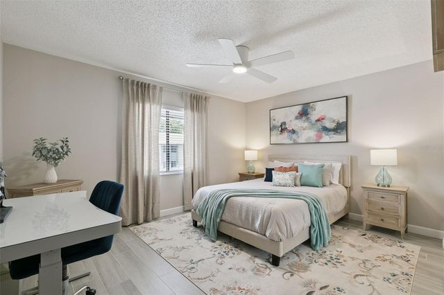 16 ESCONDIDO CIRCLE 221, Altamonte Springs, FL 32701